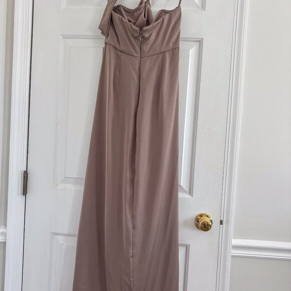 BCBG Milania Chain Link Halter Maxi Dress Taupe Size 4 - Picture 5 of 7